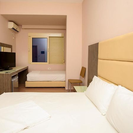 Hotel Aliko Radhimë 外观 照片