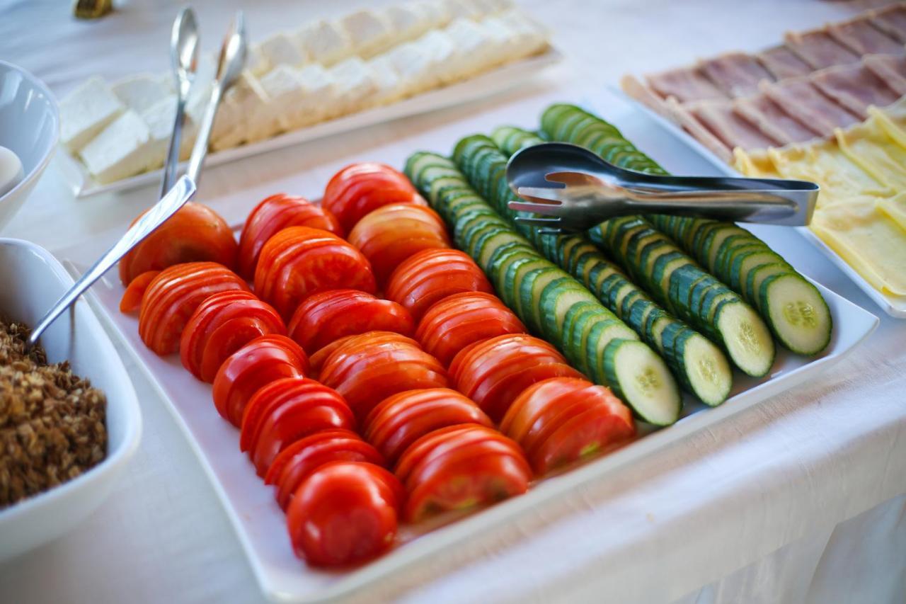 Hotel Aliko Radhimë 外观 照片